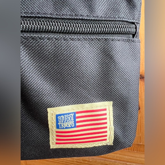 Study sling shoulder bag - Picture 4 of 4